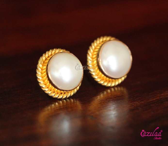 18 karat gold white pearl gemstone handmade earrings