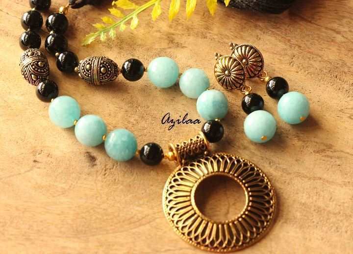 Antique gold tone Aqua Blue gemstone handmade necklace set