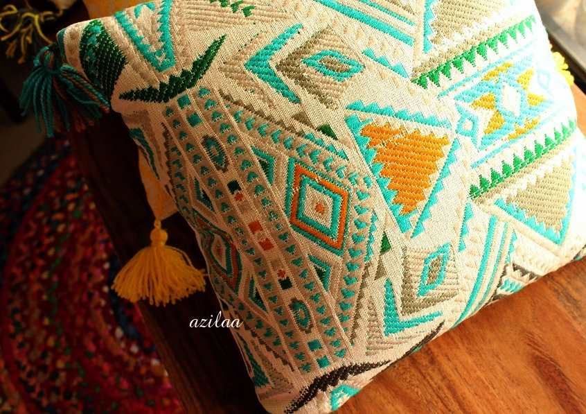 Aztec style blue handloom handmade cushion cover 1