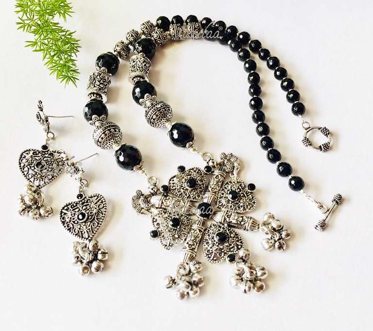 Black onyx Ethnic gemstone beaded handmade necklace set