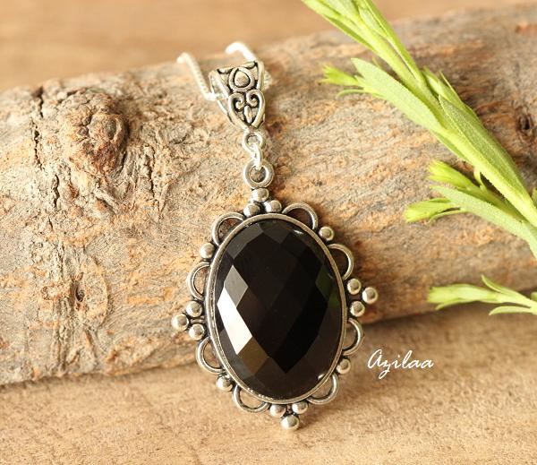 Black onyx gemstone pendant chain necklace 