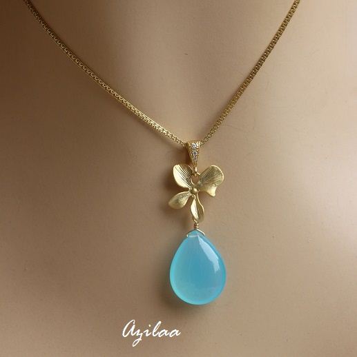 Blue chalcedony gold flower gemstone pendant necklace