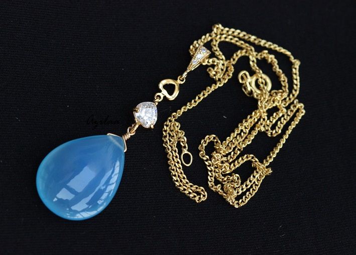 Blue pendant gemstone heart golden handmade pendant