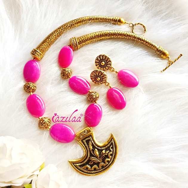 Bright pink beaded gemstone necklace set