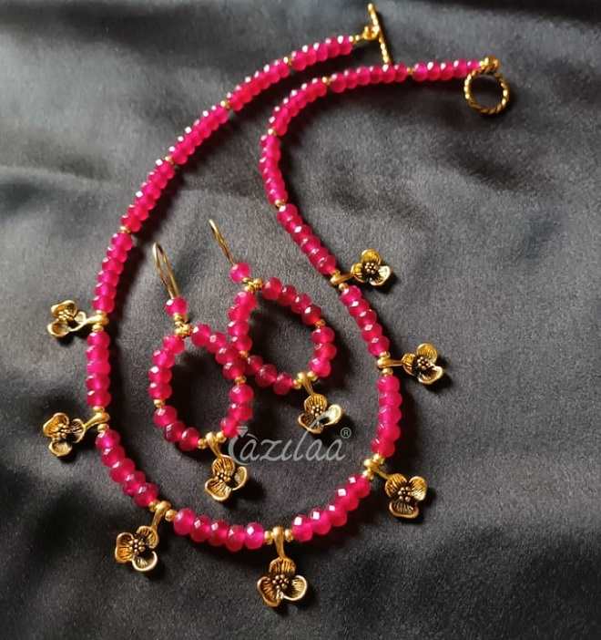 Flower charm Maroon beaded necklace earrings set