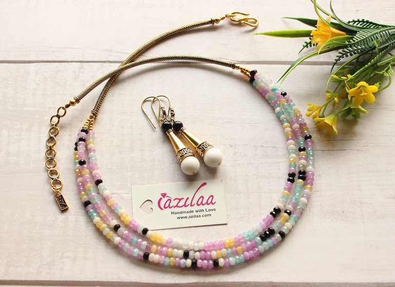 Dainty pastels antique golden necklace earrings 