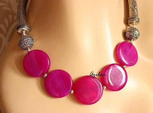 Dark pink ethnic style gemstone beaded necklace 