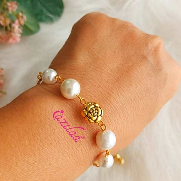 Designer golden chain beaded pearl charm bracelet