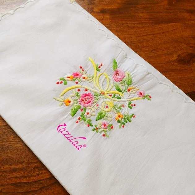 ECO friendly cotton white embriodered table runner