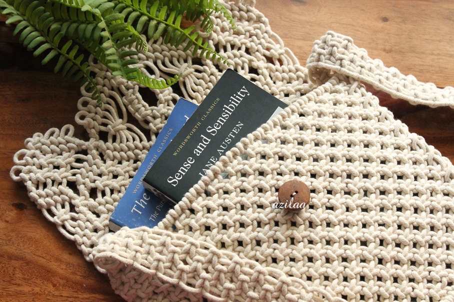 Eco friendly macrame handmade off white bag