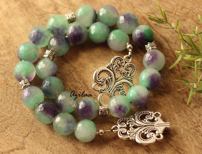 Elegant Green agate gemstone artisan handmade necklace 