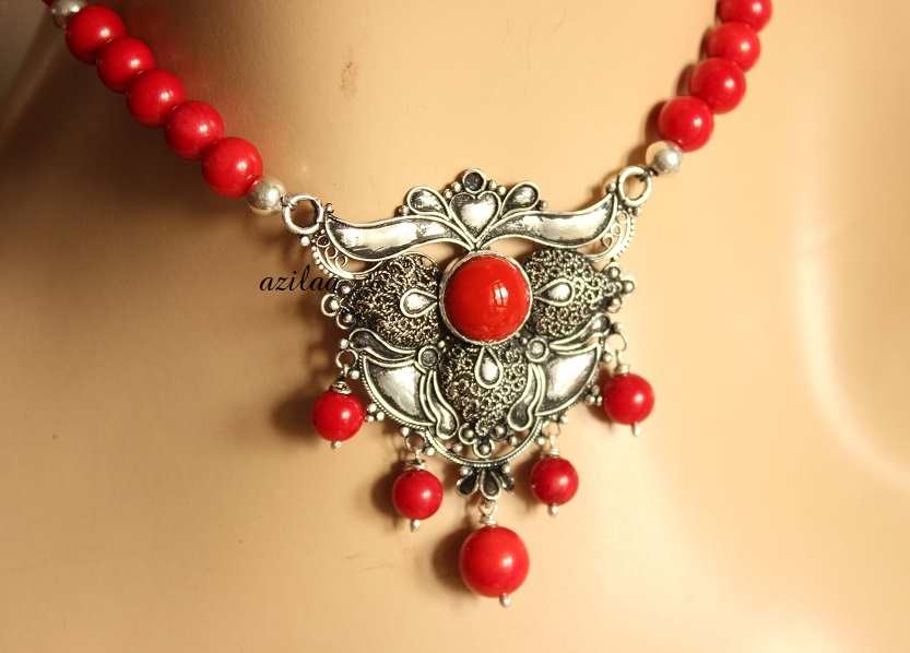 Elegant Red coral gemstone silver pendant necklace set