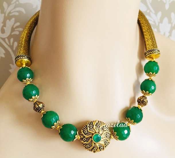 Ethnic Green gemstone beaded necklace set 