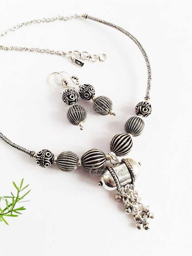 Ethnic boho indo western pendant necklace set