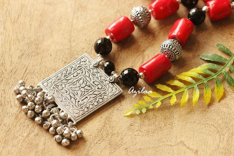 Ethnic red Coral black gemstone beaded silver tone Necklace