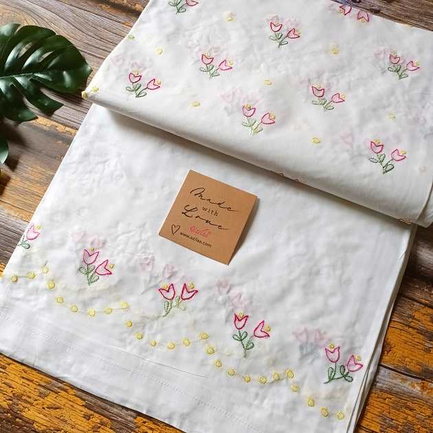 Cute Tulips white cotton hand embroidered table cloth 01