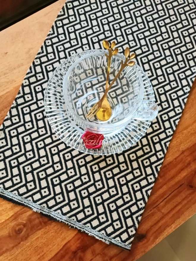 Geometric pattern cotton handloom handmade 1 table runner