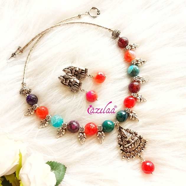 Goddess laxmi pendant beaded gemstone choker necklace set