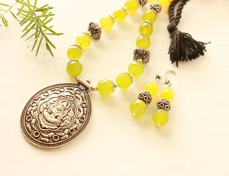 Godess Laxmi lime green yellow gemstone necklace earrings set