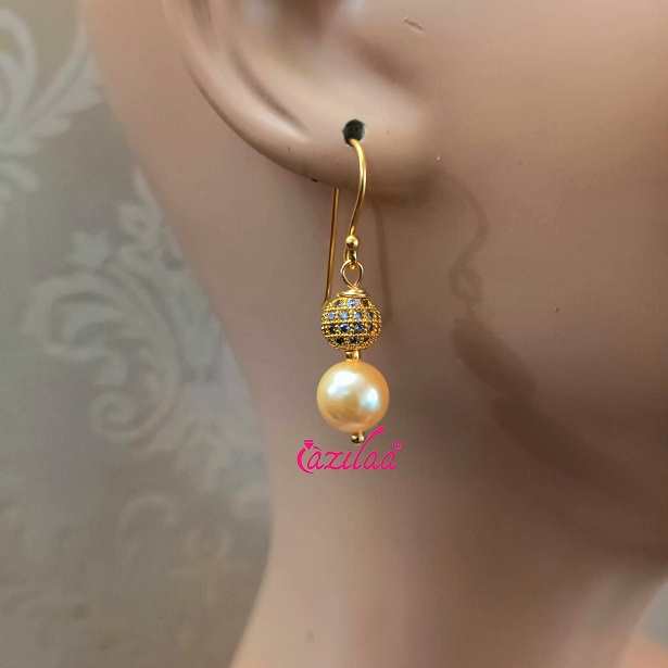 Golden Pearl designer necklace earrings set