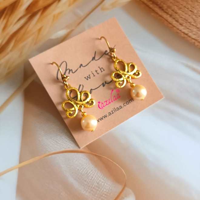 Golden pearl antique golden chandelier earrings