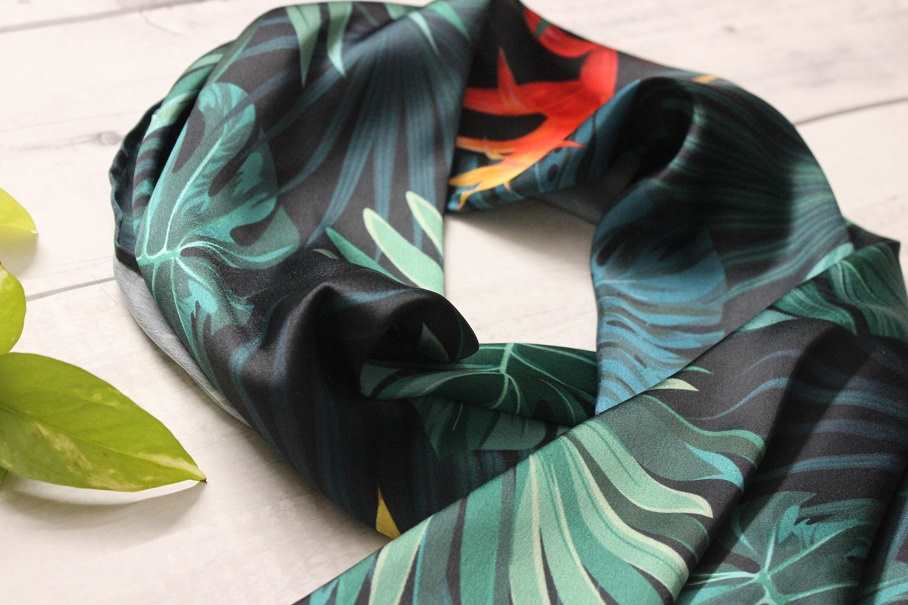 Gorgeous TROPICAL green satin scarf