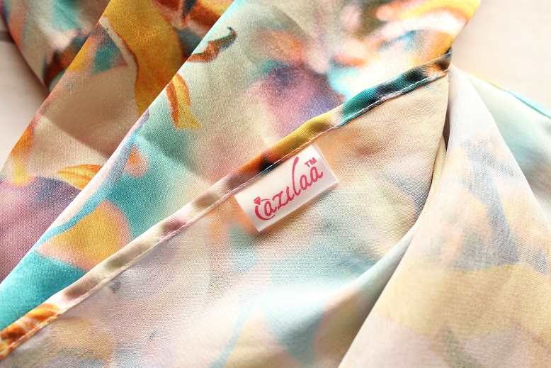 Gorgeous cream bird satin scarf