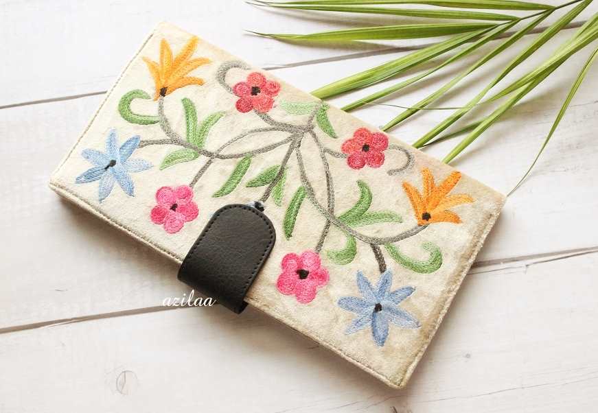 Gorgeous cream velvet embroidery purse wallet