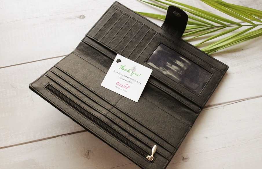 Gorgeous cream velvet embroidery purse wallet