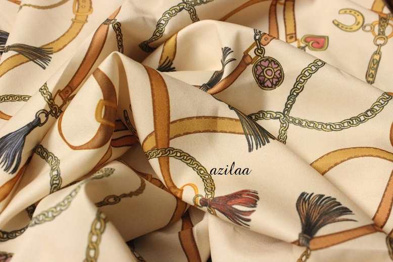 Quirky chain charm satin scarf Square