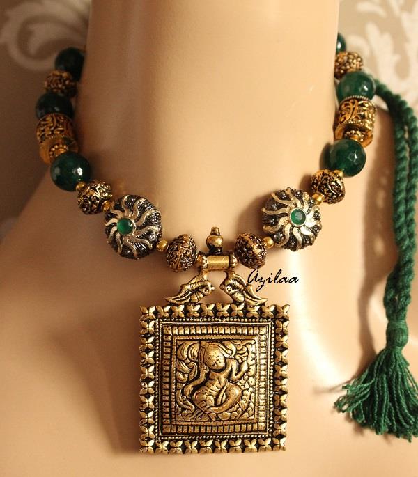Green antique Gold Statement handmade necklace set