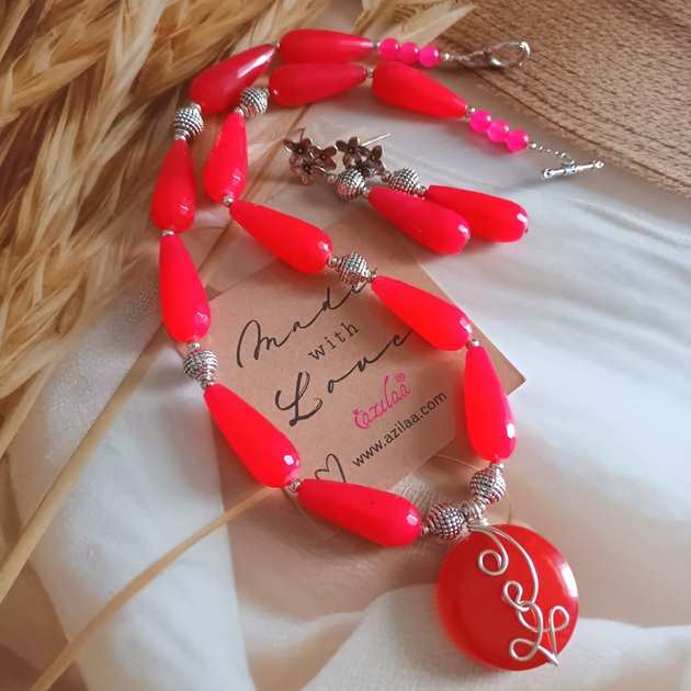 Hot pink gemstone handmade beaded necklace set