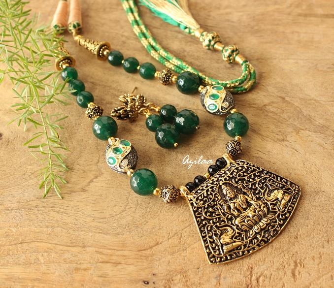 Lakshmi Maa Green stone necklace earrings set