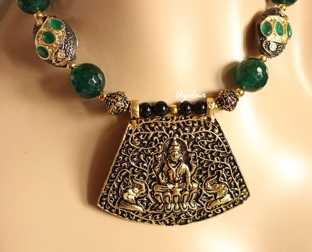Lakshmi Maa Green stone necklace earrings set