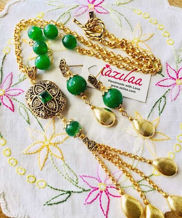 Lariat green designer handmade gold plated chain tassel necklace