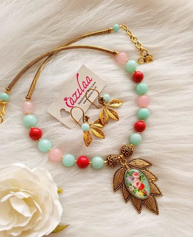 Leaf pendant pastel gemstone beaded necklace set