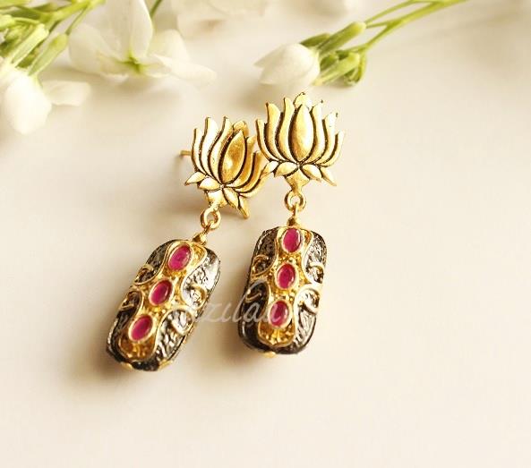 Lotus earrings maroon bead gemstone gold tone Earrings