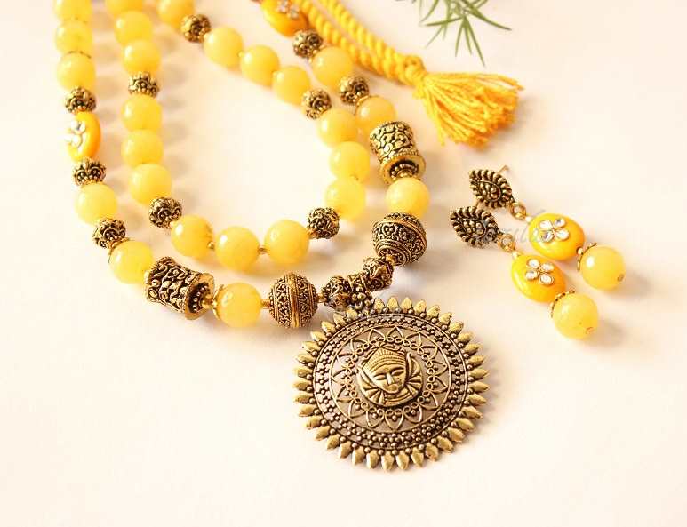Maa Durga golden yellow gemstone handmade  necklace set