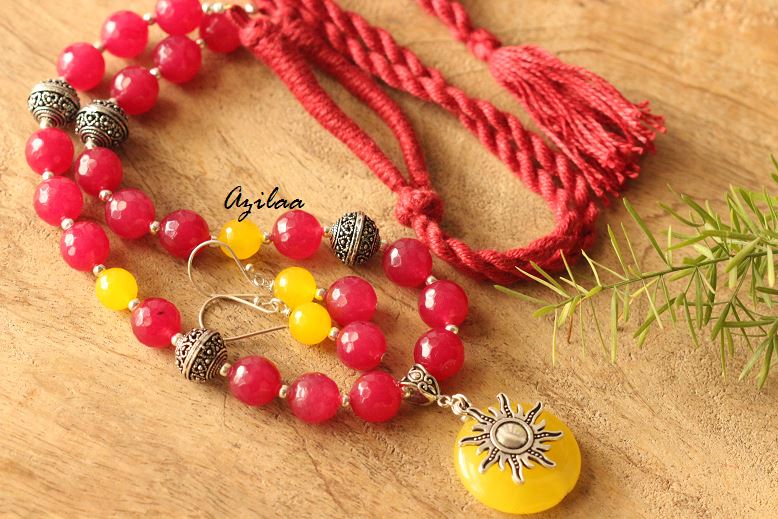 Maroon Gemstone beaded agate handmade Sun necklace set