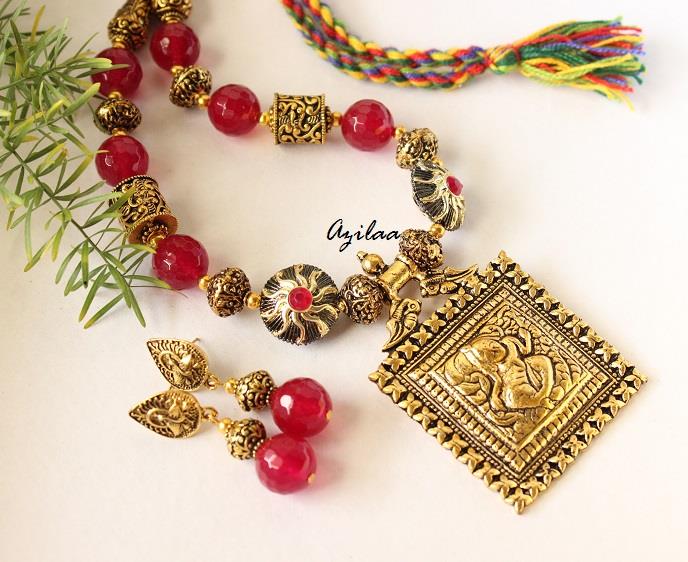 Royal Maroon antique Gold Statement handmade necklace set