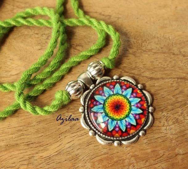 Modern vibrant blue flower pendant thread necklace