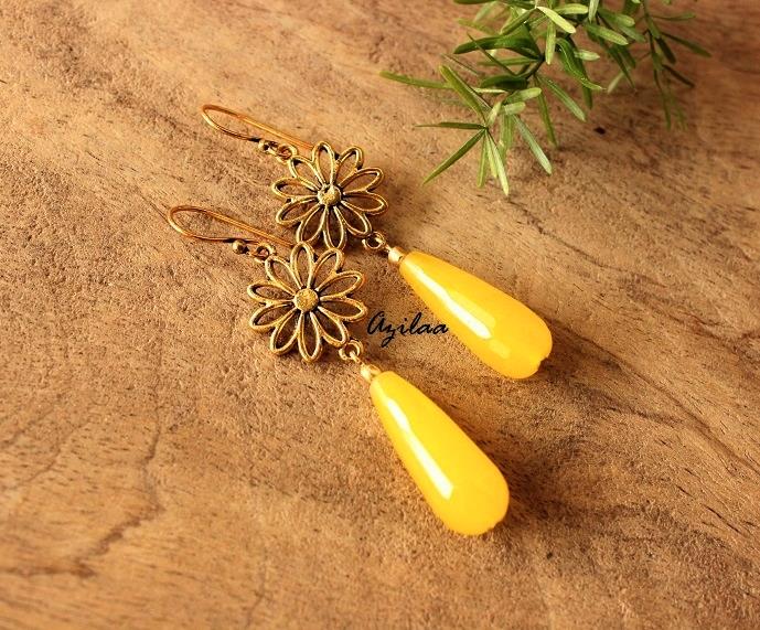 Antique gold dangle earrings, Yellow stone drop earrings