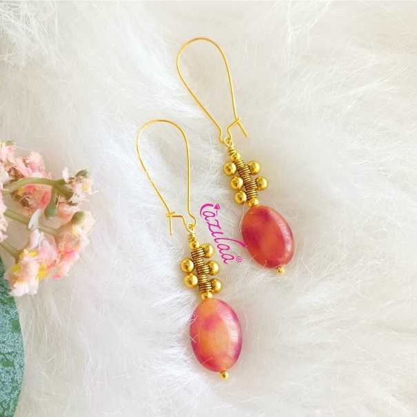 New shaded pink dangler golden earrings