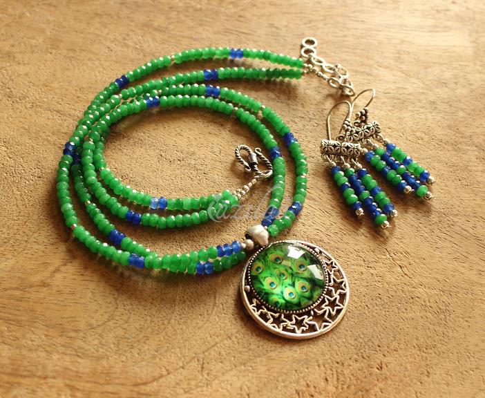 Peacock green pendant, Beaded necklace earrings set