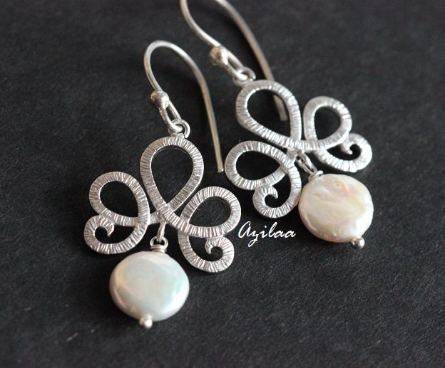 Pearl earrings - dangler earrings - Pearl jewelry - Gift