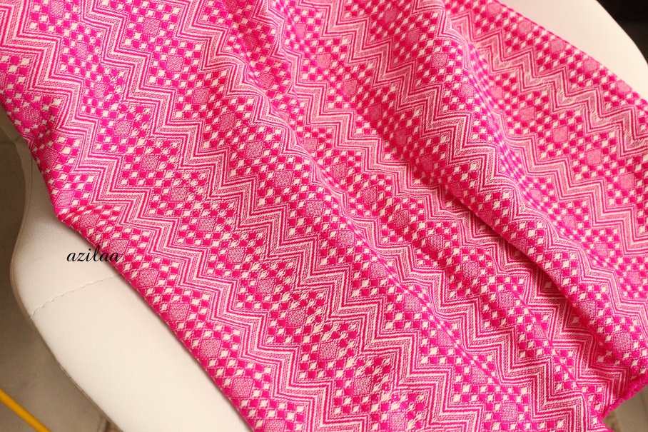 Pink Handloom woven throw blanket