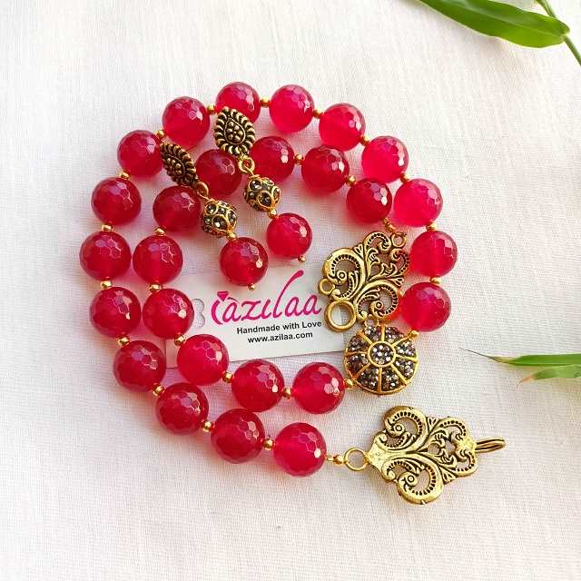 Pinkish maroon gemstone beaded antique golden necklace set