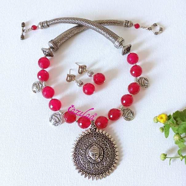 Pinkish maroon goddess antique silver tone necklace set