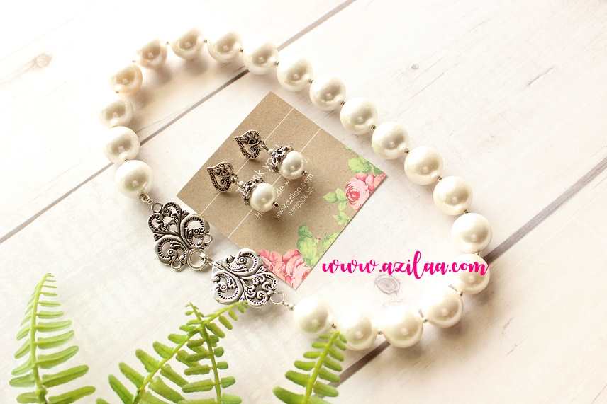 Statement Antique style bold pearl necklace earrings