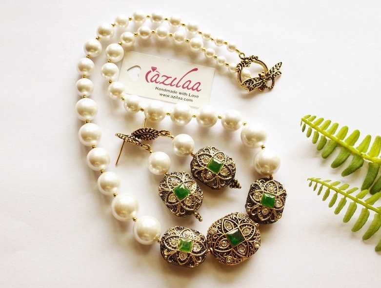 Statement Antique style white pearl necklace earrings